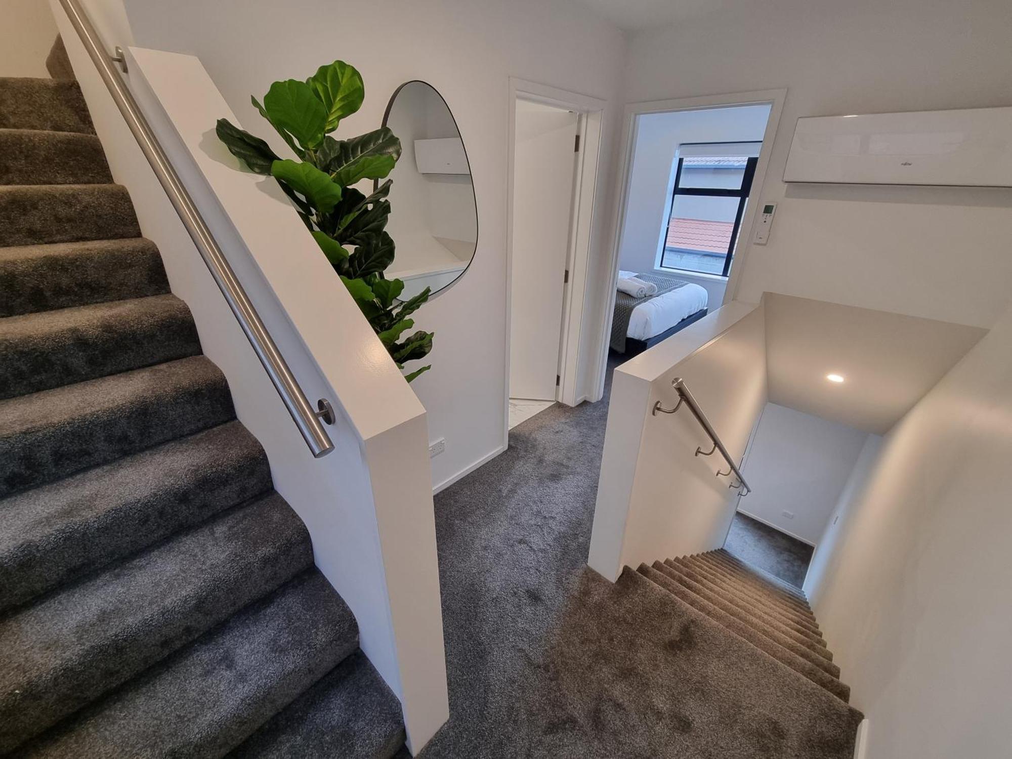 Cloud Nine Elegant Escape Awaits Appartement Christchurch Buitenkant foto